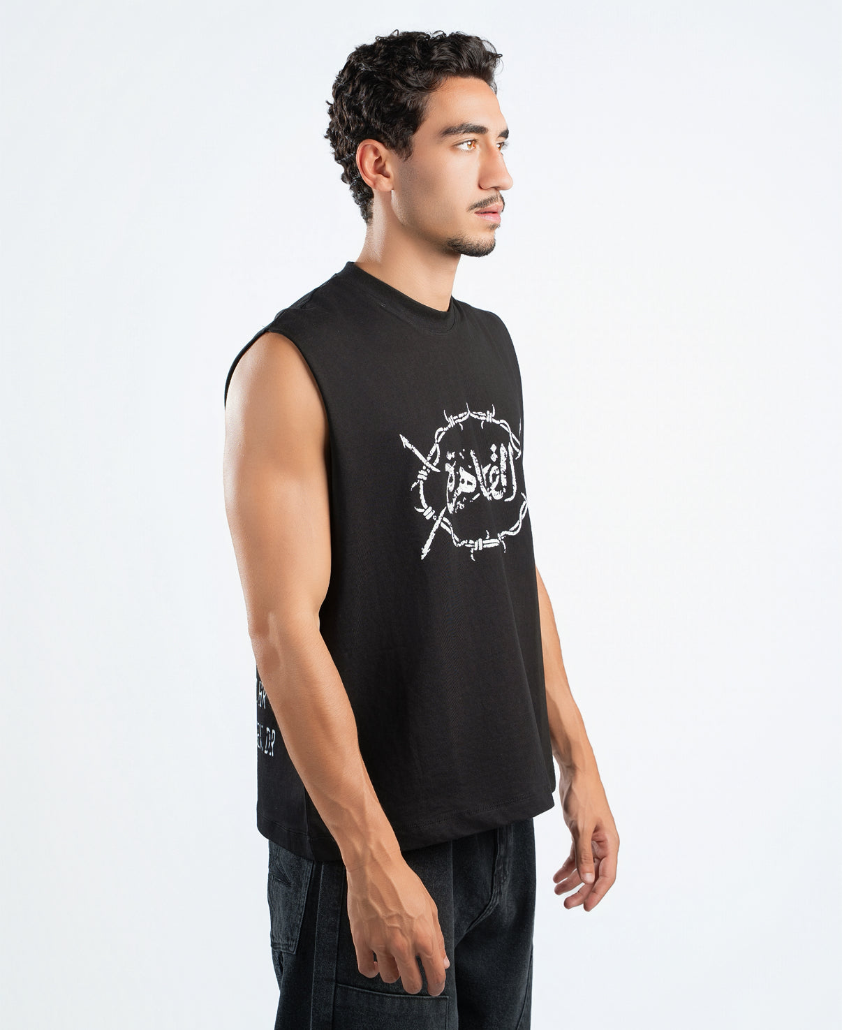 SLEEVELESS 1.0