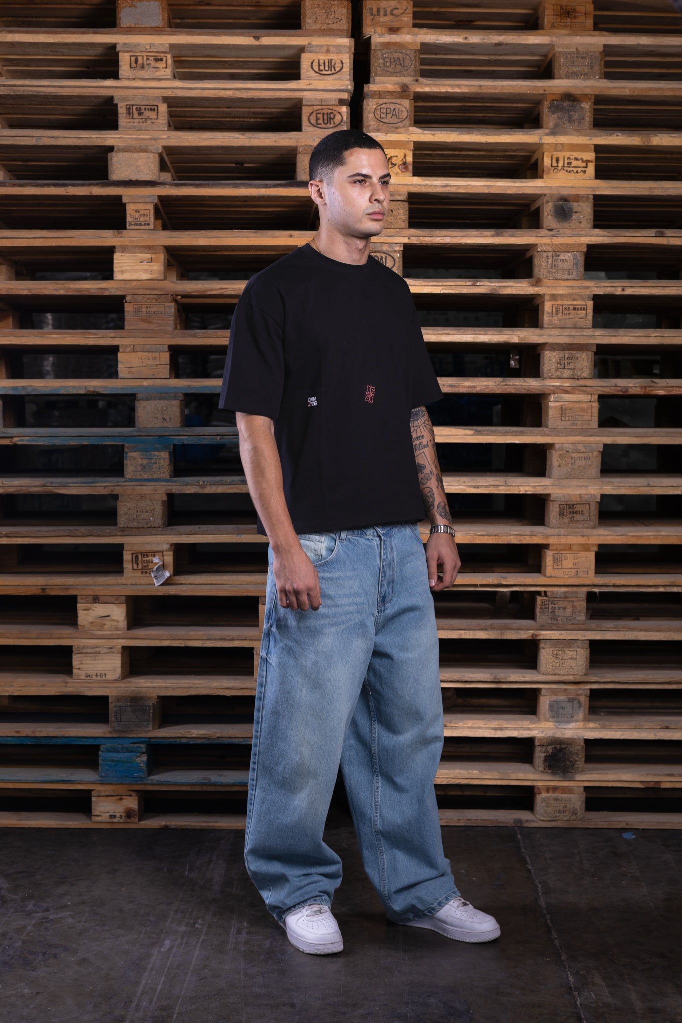 black oversized printed tee - DNM.EG