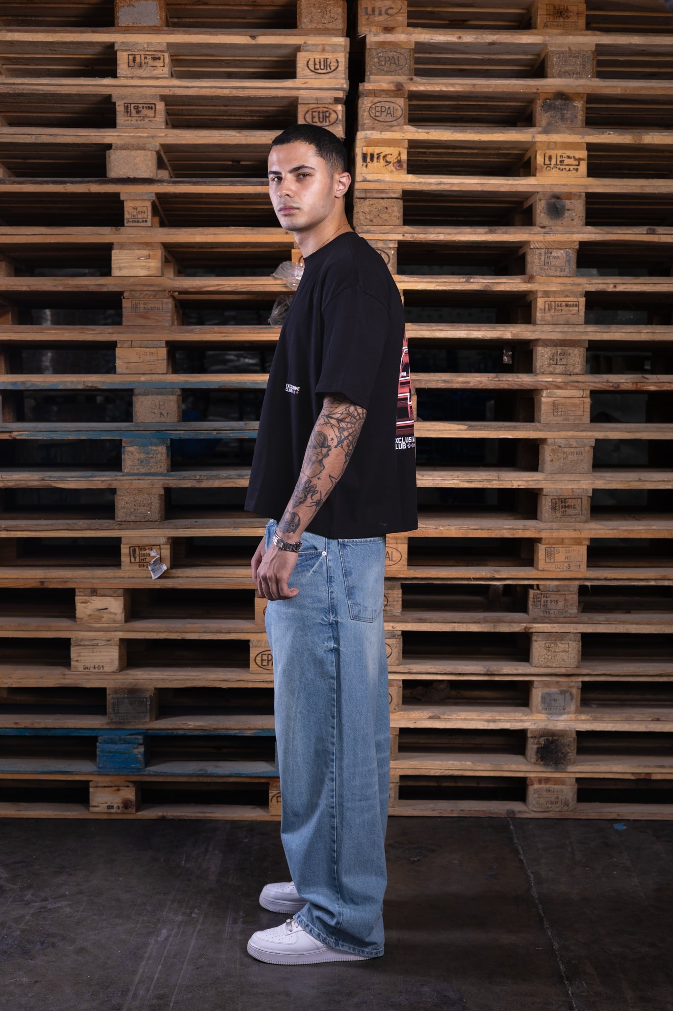 black oversized printed tee - DNM.EG