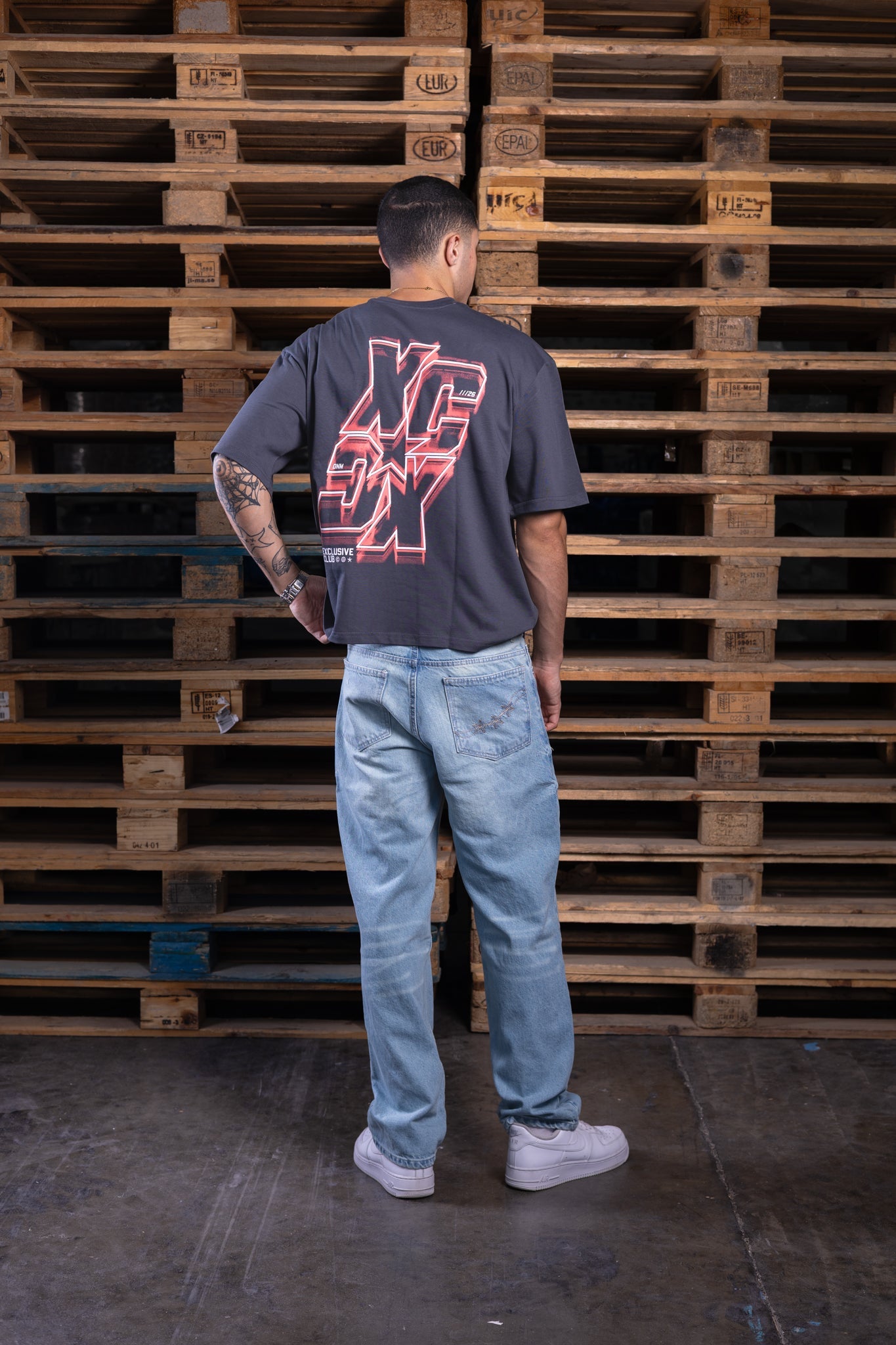 grey oversized printed tee - DNM.EG