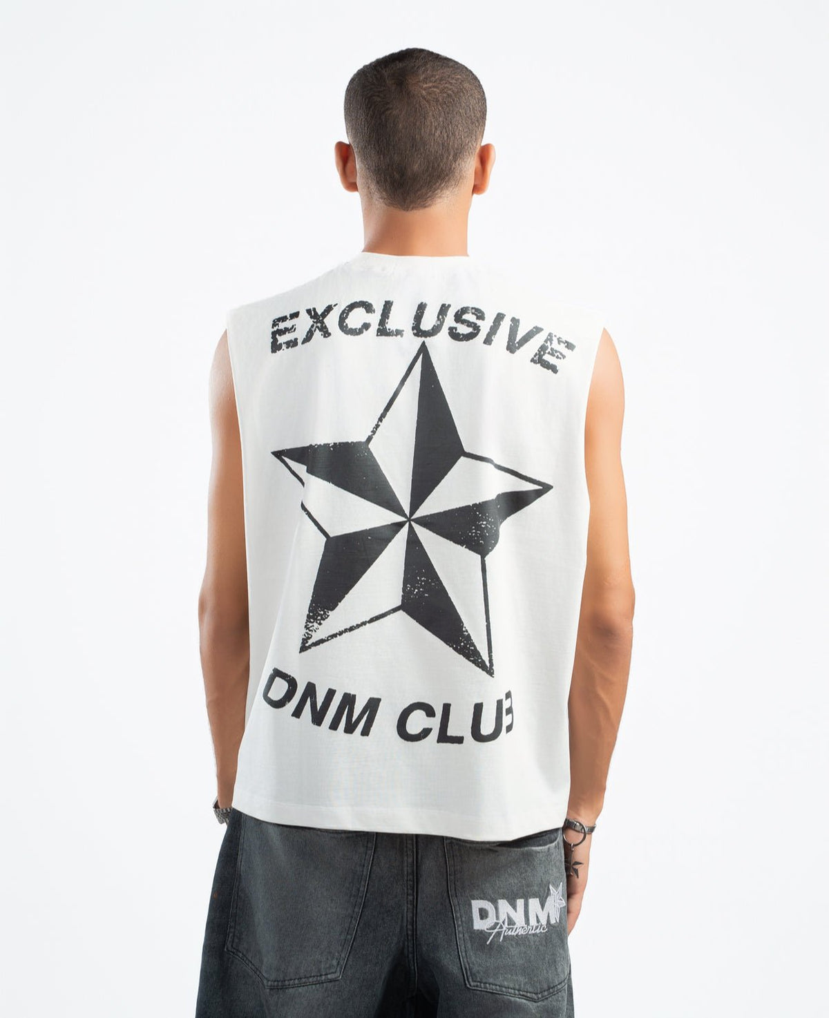 SLEEVELESS 1.1 - DNM.EG
